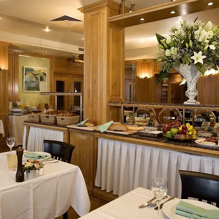 Hotel Pacific