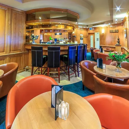Pacific Hotel 3*