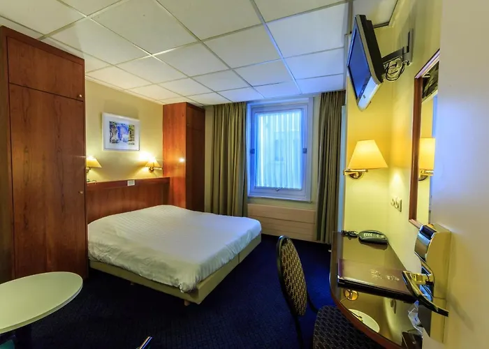 Pacific أوستيند